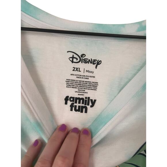 Disney Minnie Mouse Beach Vacation Blue Tie Dye Shirt Sleeve Size 2X - Picture 2 of 4